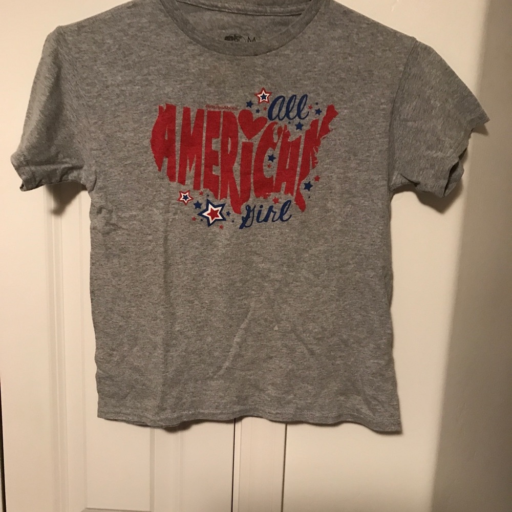Bass Po Shop, Size M Girls (7) Grey shirt w/ logo